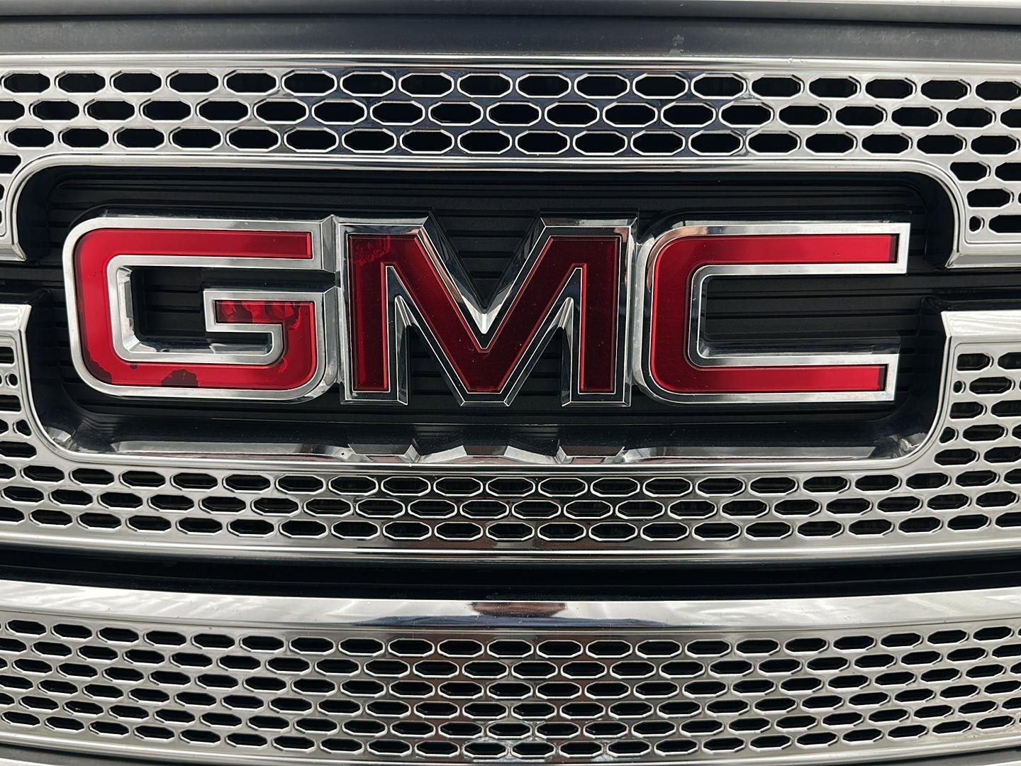 Used 2015 GMC Acadia Denali AWD/4WD image 29