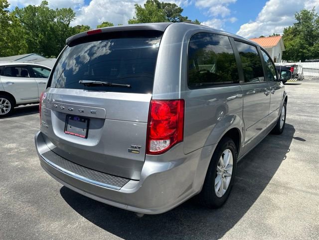 Used 2016 Dodge Grand Caravan SXT w/ Rear Park Assist Package FWD image 6