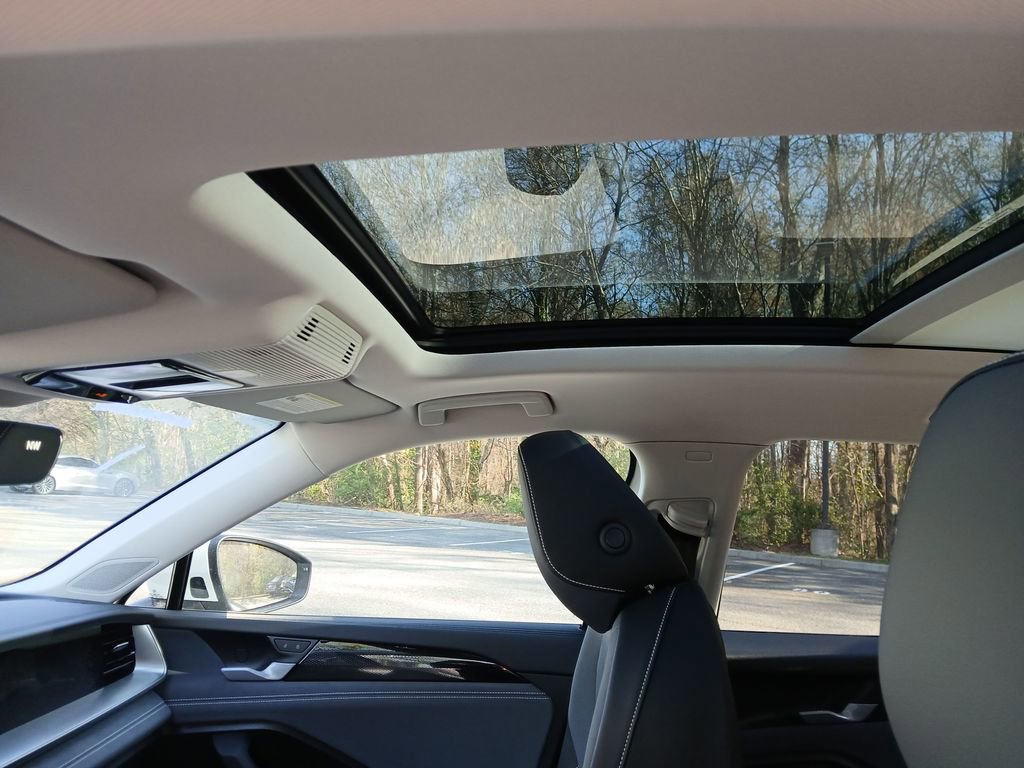 New 2026 Volkswagen Tiguan SE image 20