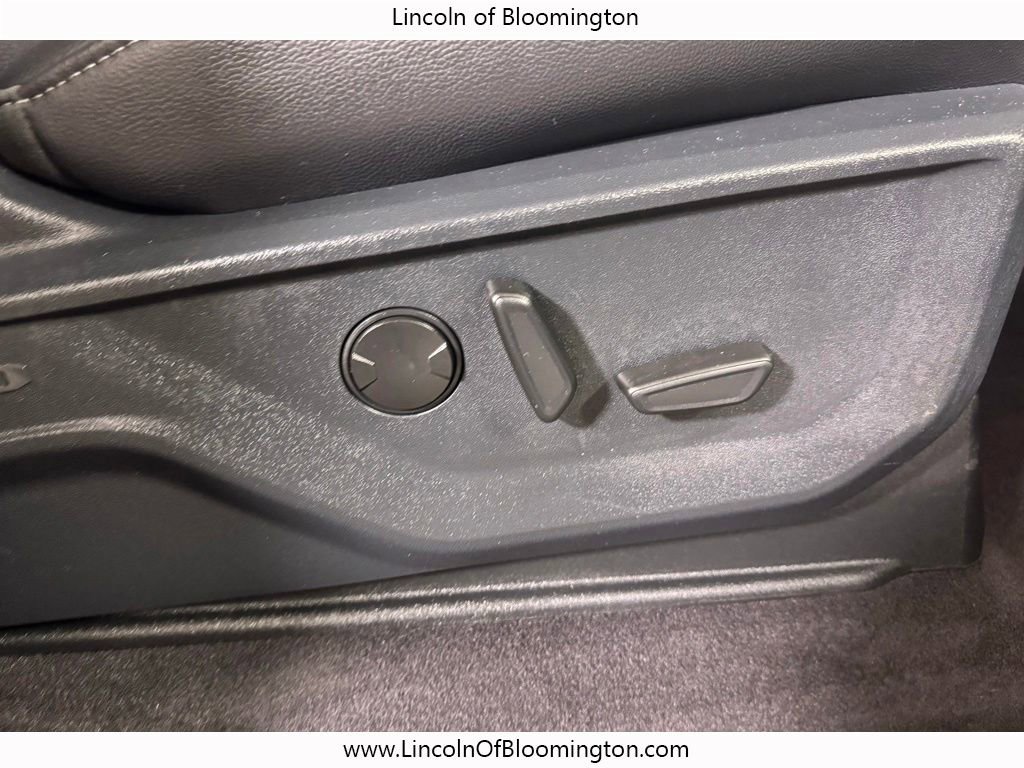Used 2025 Ford F150 Lariat AWD/4WD image 20