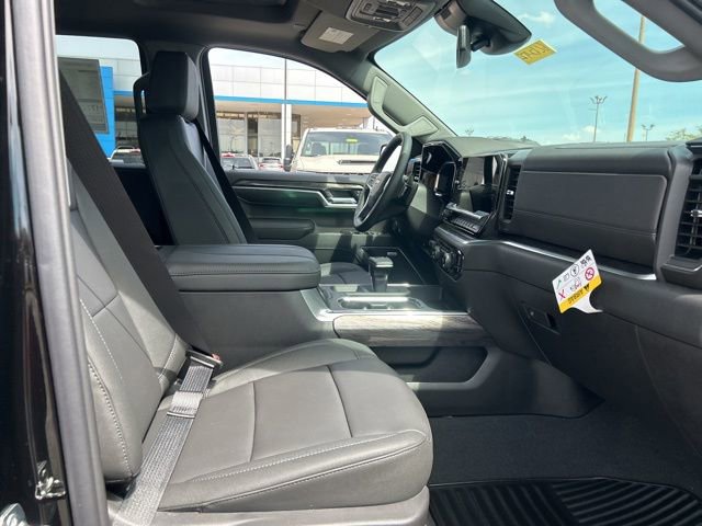 New 2026 Chevrolet Silverado 1500 LTZ w/ Z71 Off-Road Package AWD/4WD image 33