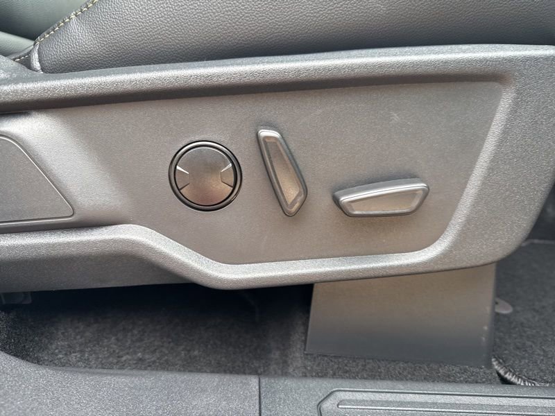 New 2025 Ford Bronco Badlands image 16