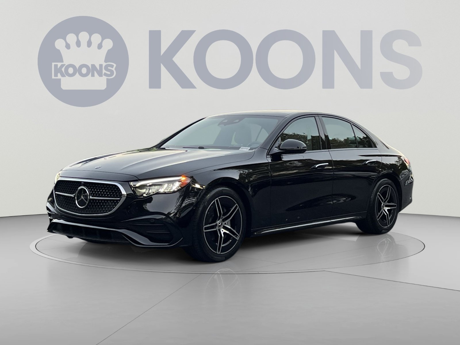 Certified 2025 Mercedes-Benz E 350 4MATIC Sedan w/ Driver Assistance Package image 5