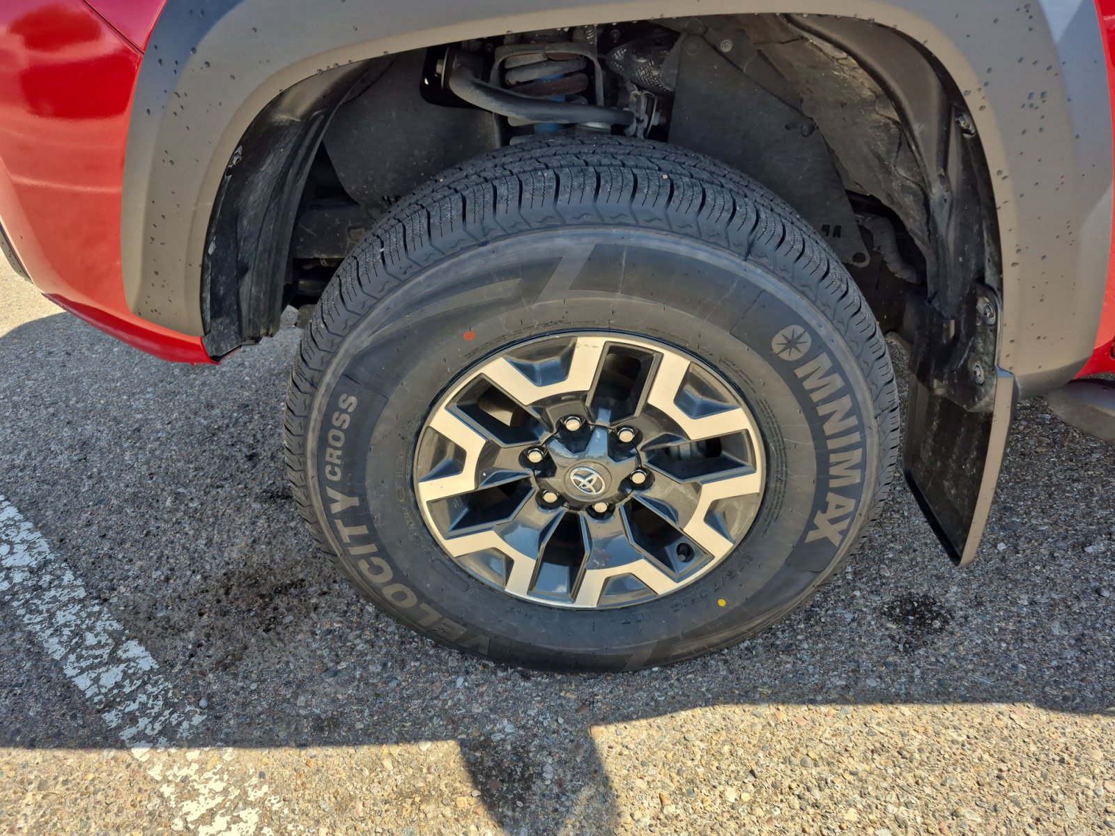 Certified 2023 Toyota Tacoma TRD Off-Road AWD/4WD image 24