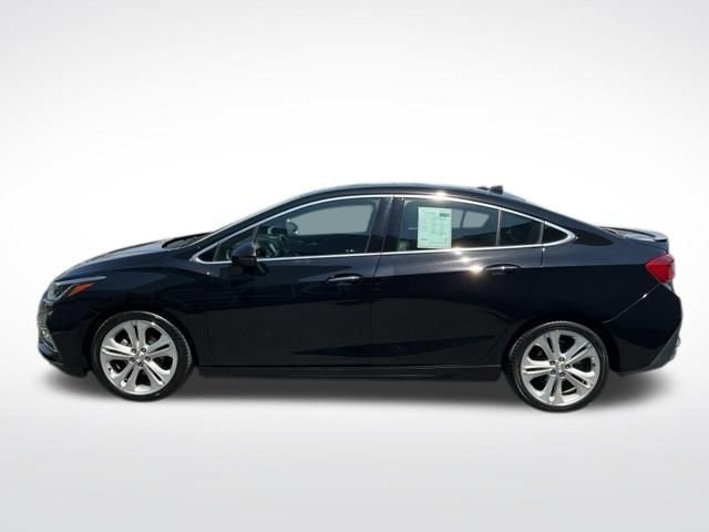 Used 2017 Chevrolet Cruze Premier FWD image 11