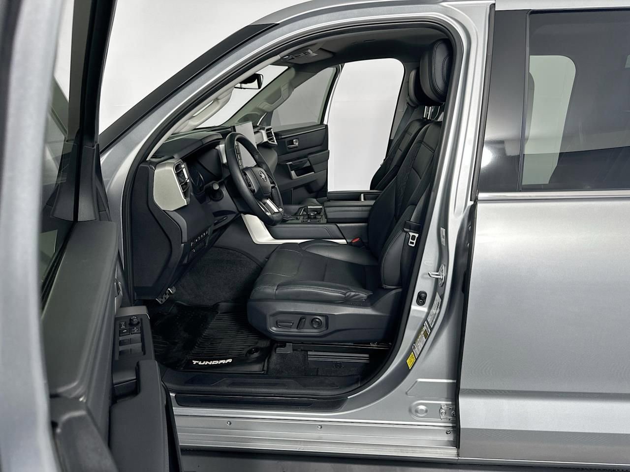 Used 2022 Toyota Tundra Limited image 23