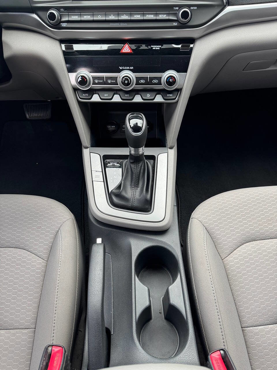 Used 2020 Hyundai Elantra SEL w/ Cargo Package (C1) image 16