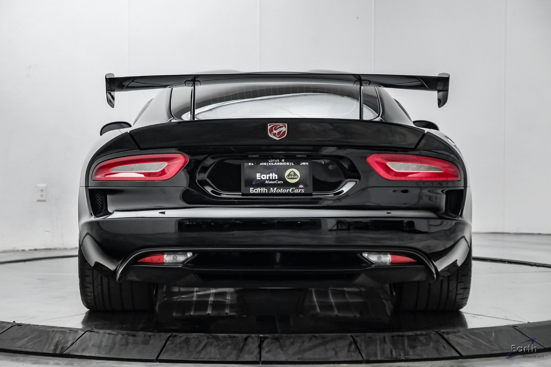 Used 2017 Dodge Viper GTC w/ Time Attack Group 2.0 RWD image 14