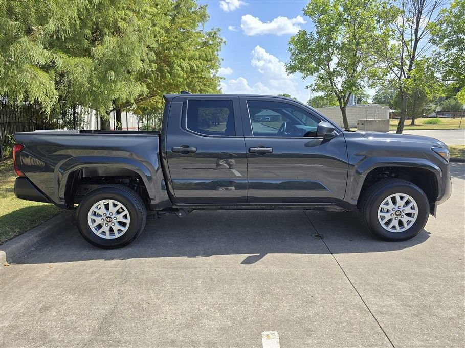 Used 2026 Toyota Tacoma SR RWD image 7