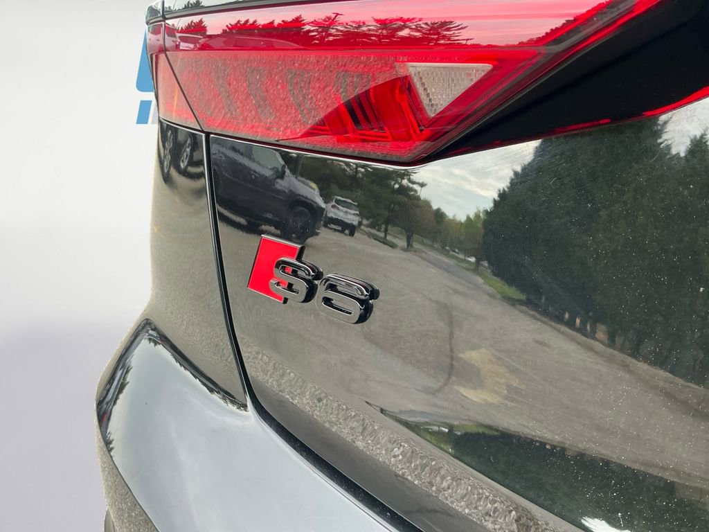 Used 2022 Audi S6 Premium Plus w/ S Sport Package image 23