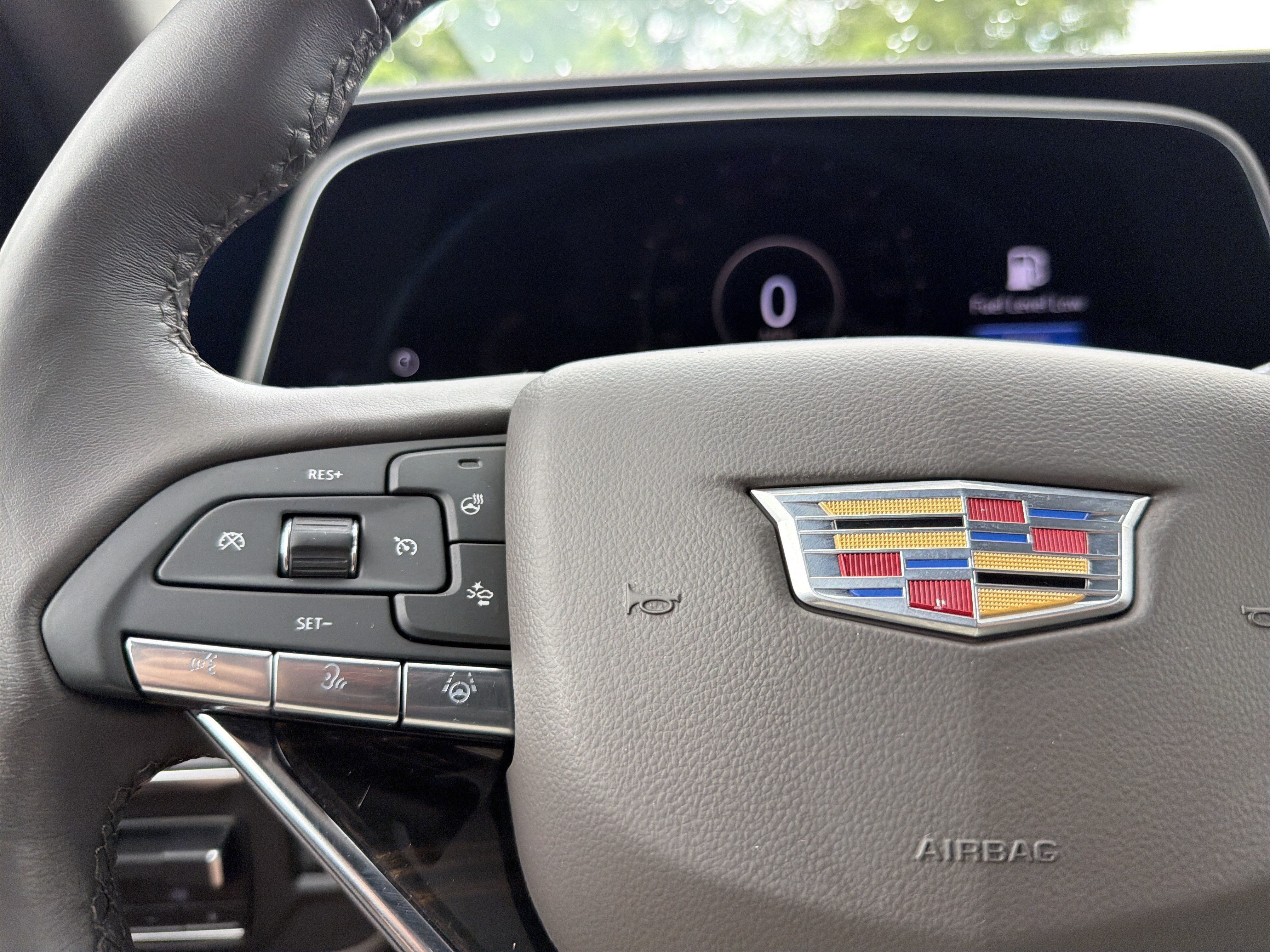 Certified 2024 Cadillac Escalade Sport w/ LPO, ONYX Package AWD/4WD image 29