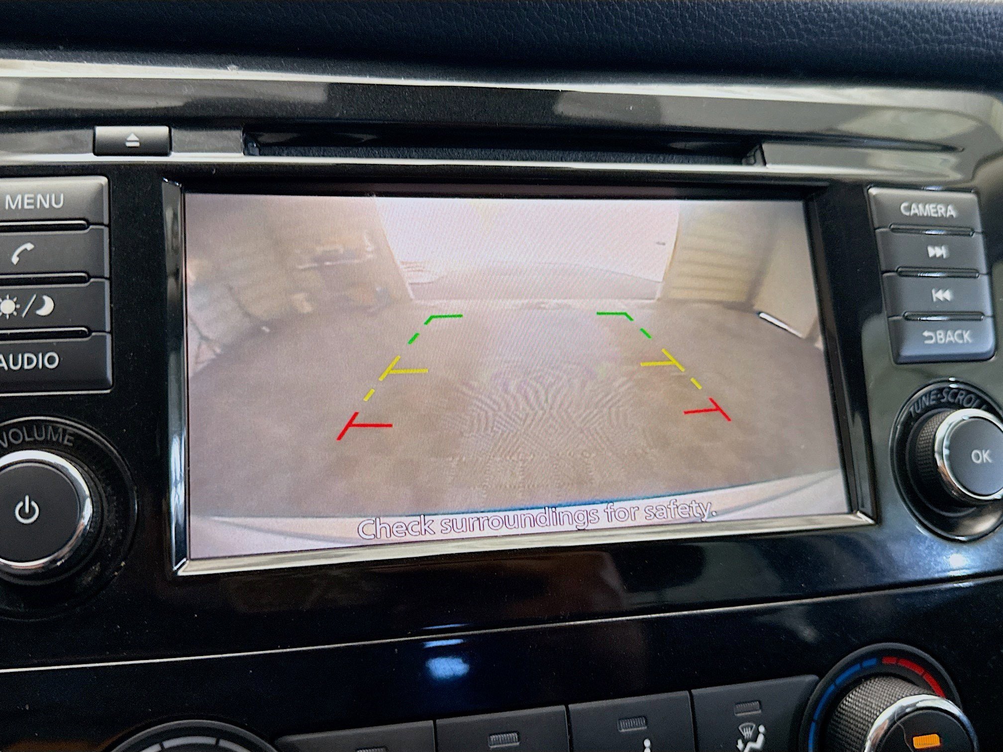 Used 2020 Nissan Rogue S image 19