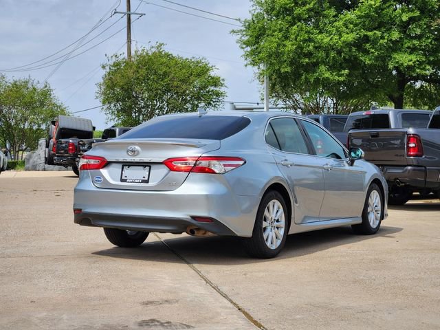 Used 2019 Toyota Camry LE FWD image 7