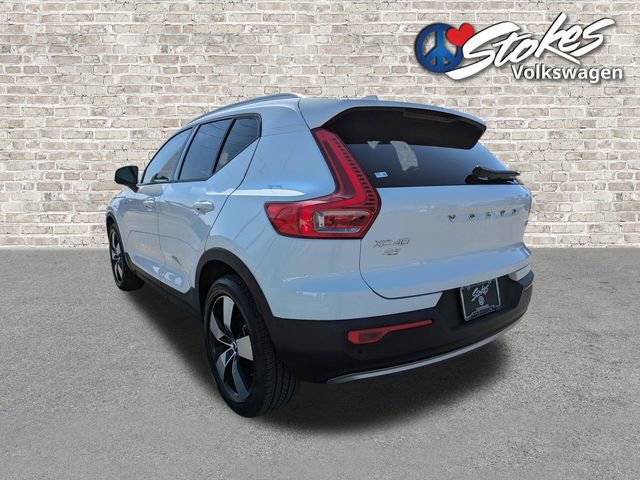 Used 2019 Volvo XC40 T5 Momentum image 6