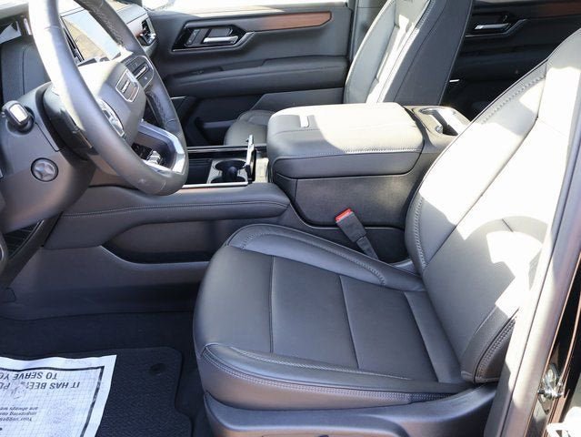 New 2026 GMC Yukon XL Denali w/ Sun & Power Step Package AWD/4WD image 40