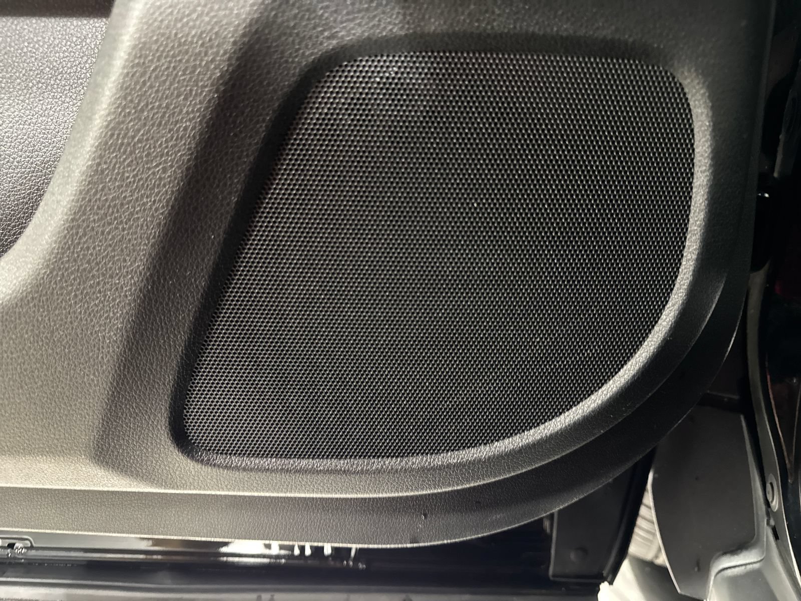 Used 2023 Honda Passport Elite image 16