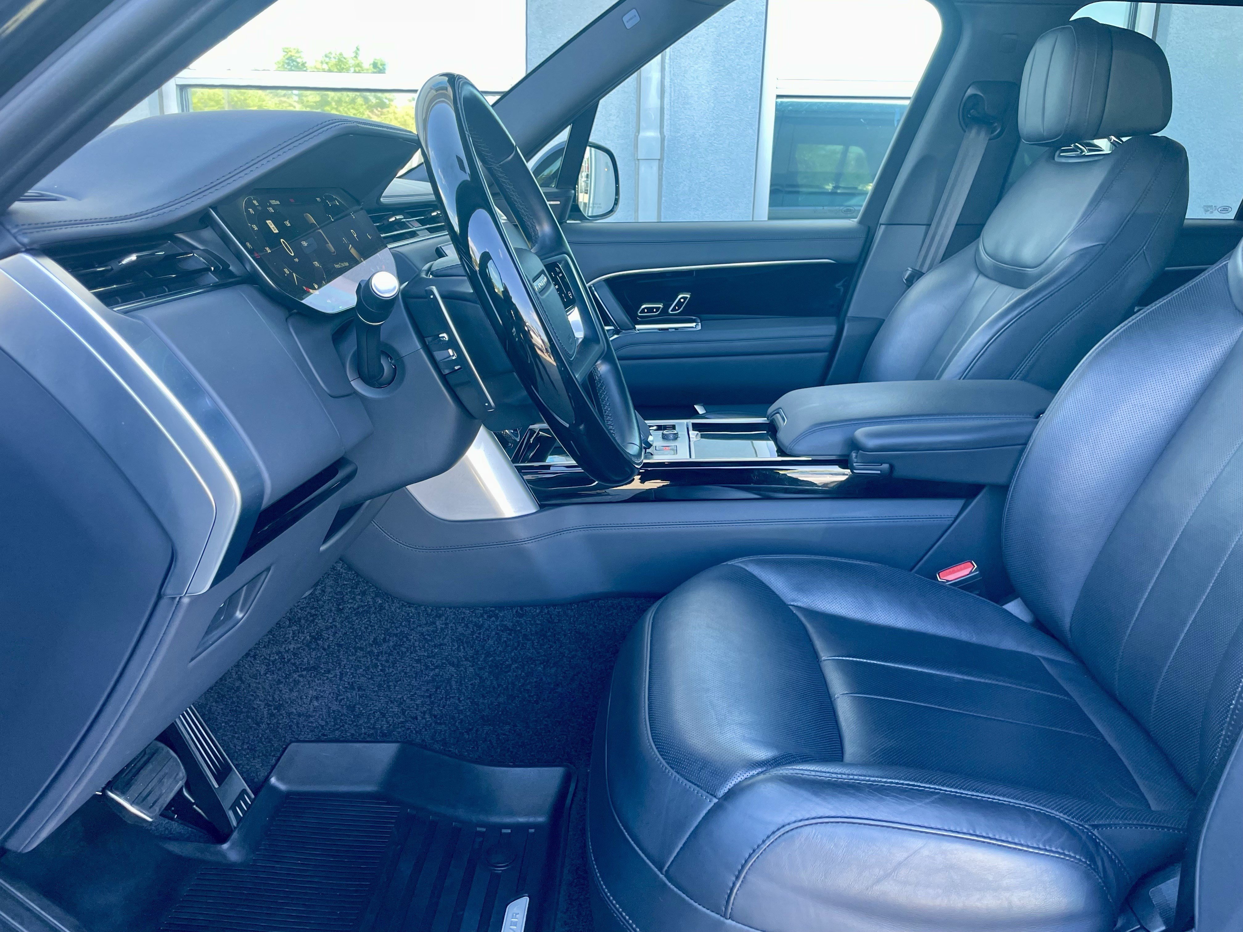 Used 2023 Land Rover Range Rover SE AWD/4WD image 14