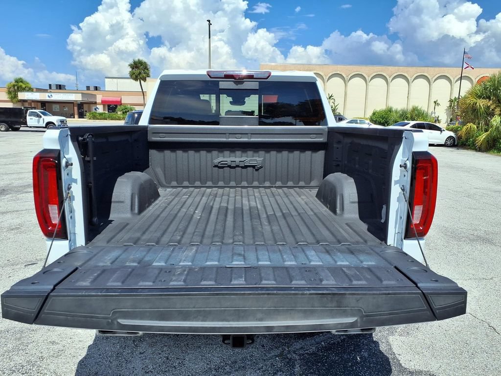 Used 2024 GMC Sierra 1500 AT4 w/ Technology Package AWD/4WD image 21