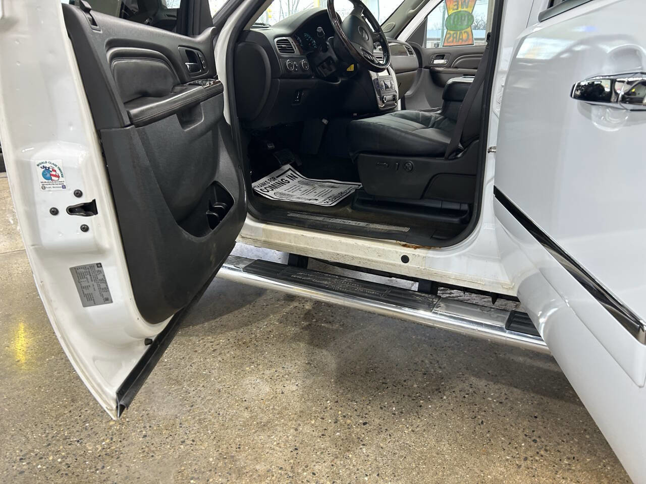 Used 2014 GMC Sierra 2500 Denali w/ Suspension Package, Off-Road image 17