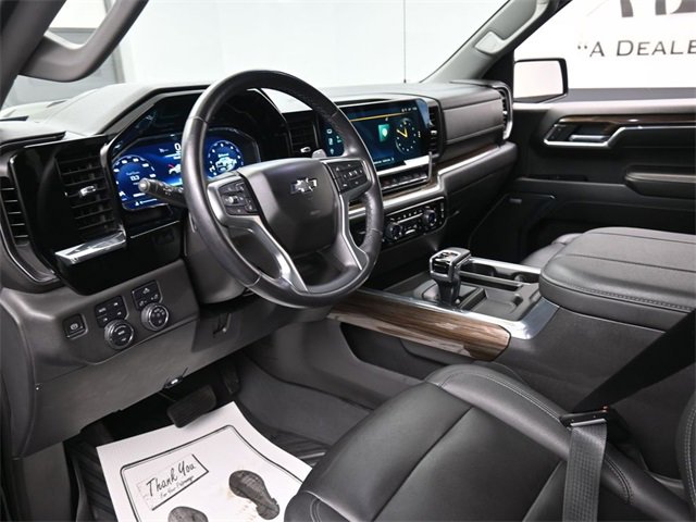 Used 2023 Chevrolet Silverado 1500 LT Trail Boss w/ Convenience Package II image 18