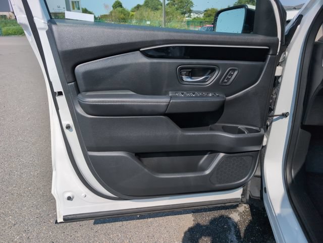 Used 2023 Honda Pilot Touring image 18