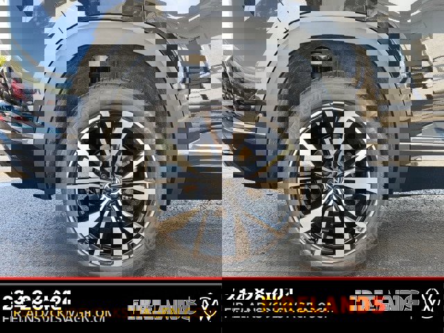 New 2026 Volkswagen Atlas Cross Sport SEL Premium R-Line image 22