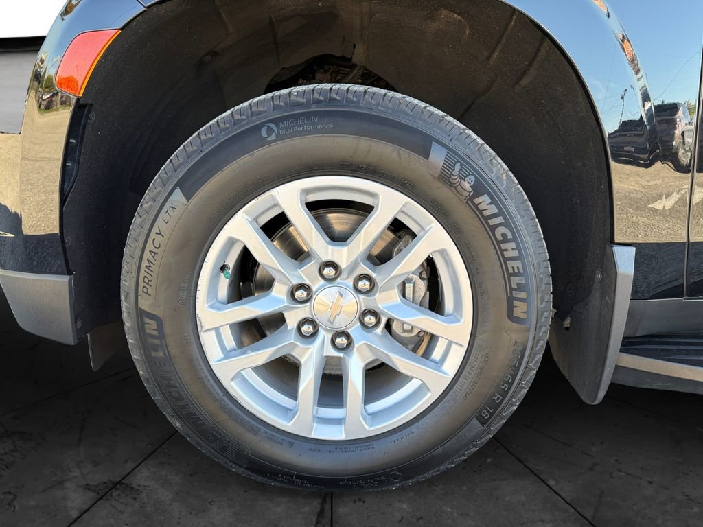 Used 2023 Chevrolet Suburban LS w/ Driver Alert Package image 14