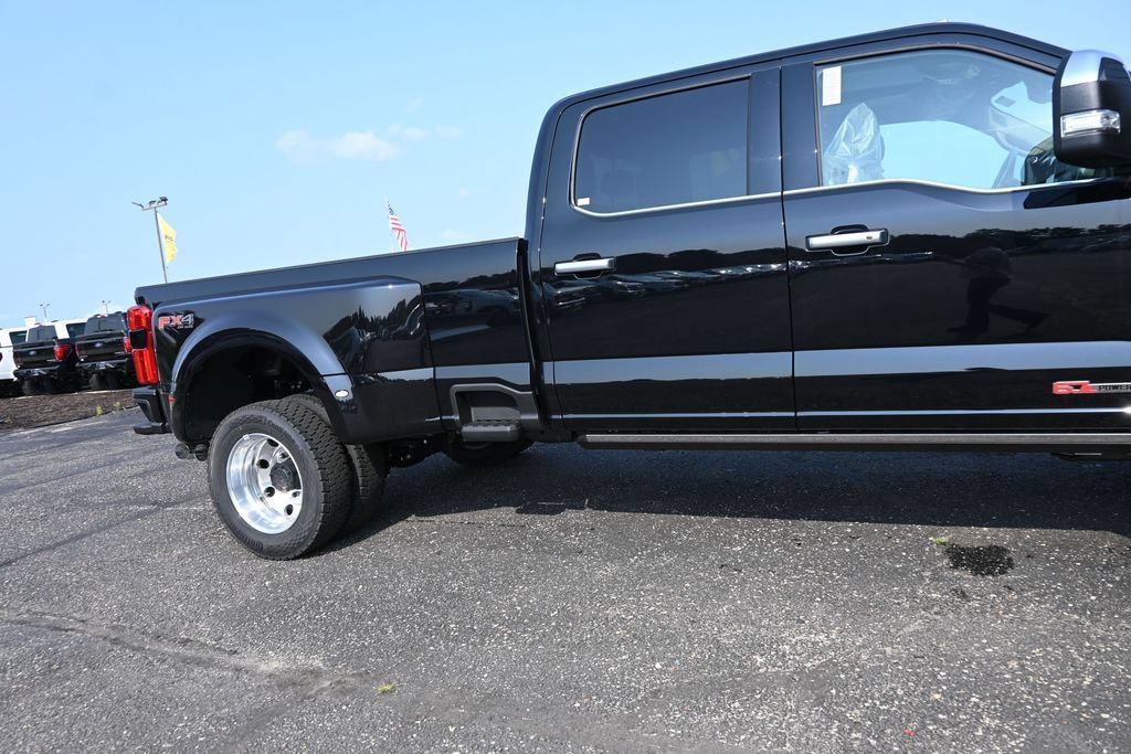 New 2026 Ford F450 Platinum w/ Platinum Plus Package AWD/4WD image 11
