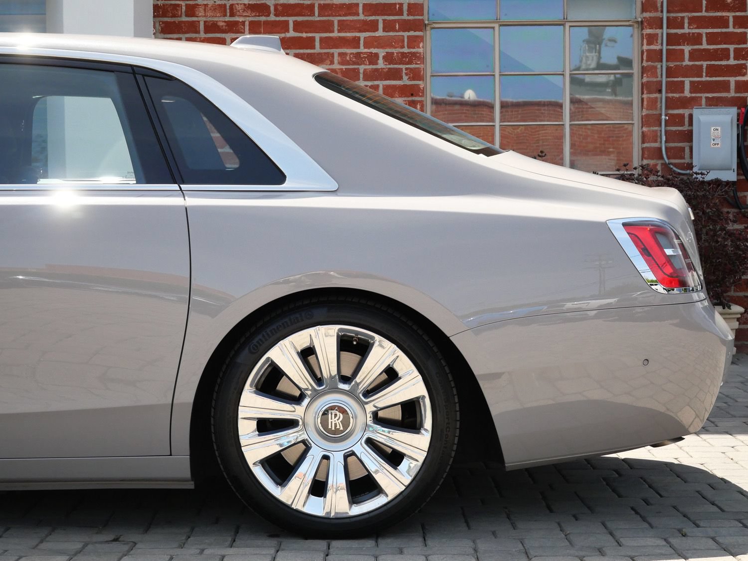 Used 2022 Rolls-Royce Ghost AWD/4WD image 22