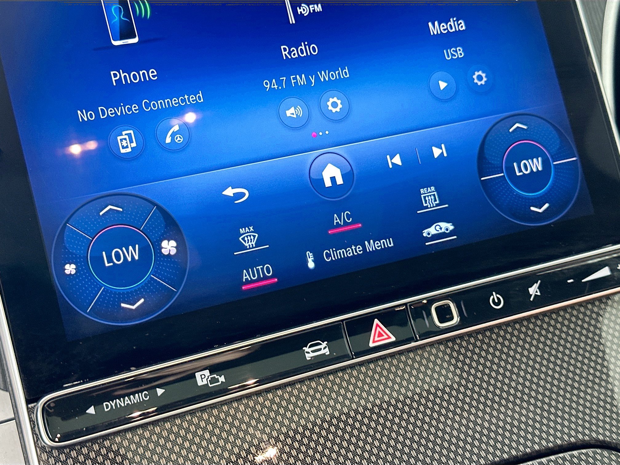 Certified 2022 Mercedes-Benz C 300 4MATIC Sedan image 19