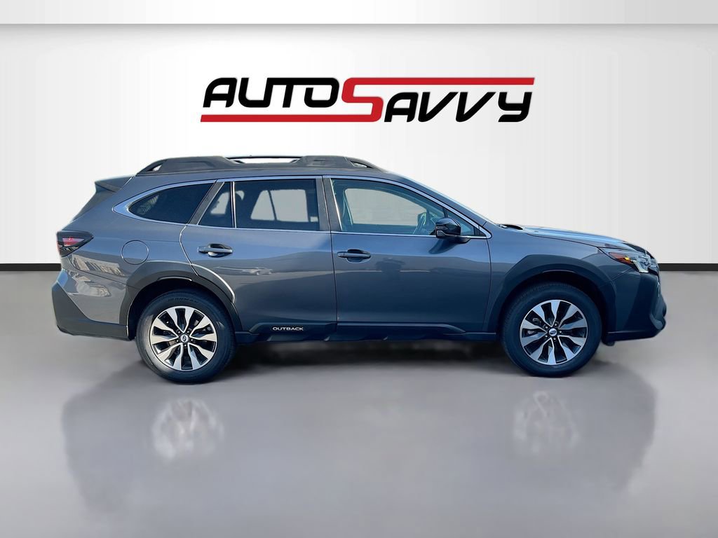 Used 2023 Subaru Outback Limited XT image 8