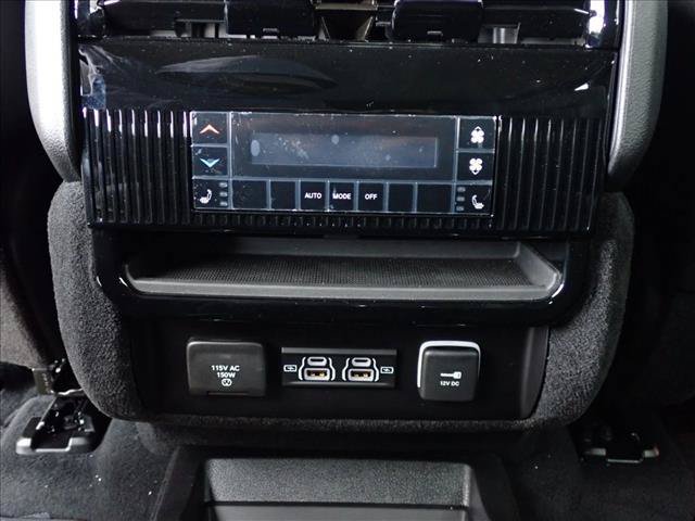 New 2026 Jeep Grand Wagoneer Limited AWD/4WD image 11