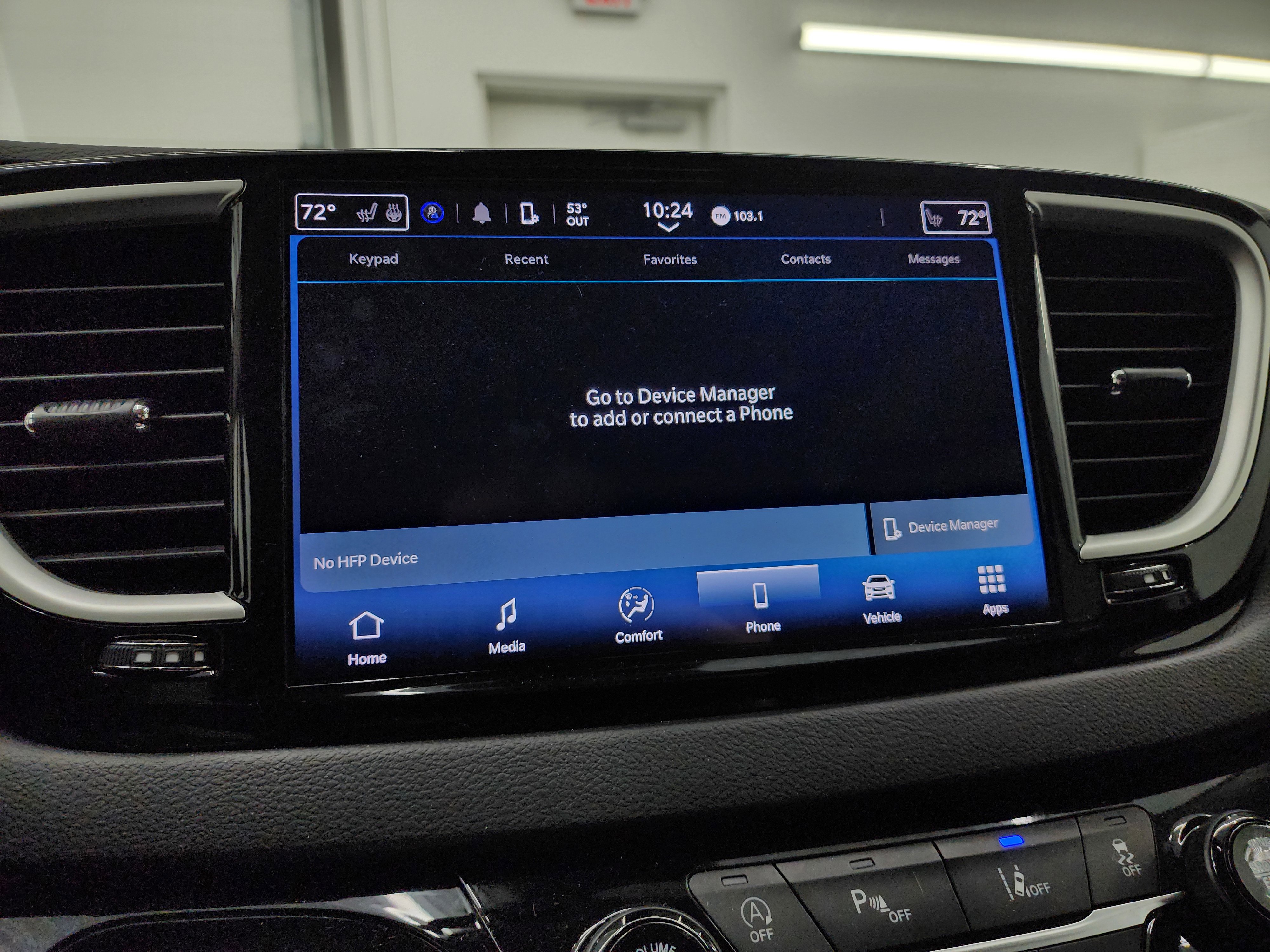 Used 2024 Chrysler Pacifica Touring-L image 49