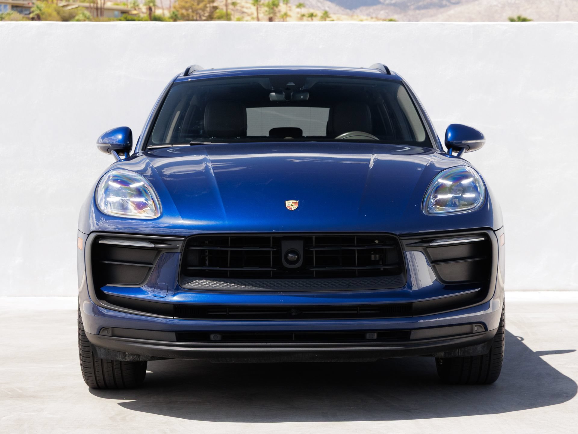 Certified 2022 Porsche Macan AWD/4WD image 10