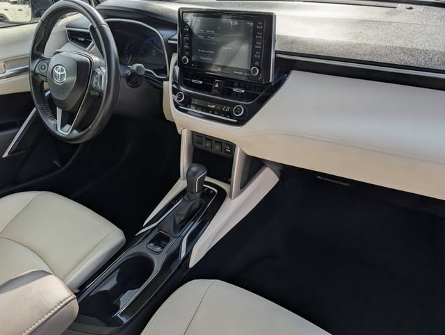 Certified 2022 Toyota Corolla Cross XLE w/ Convenience Package FWD image 35
