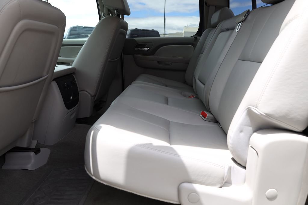 Used 2007 GMC Sierra 2500 SLT w/ Convenience Package AWD/4WD image 16