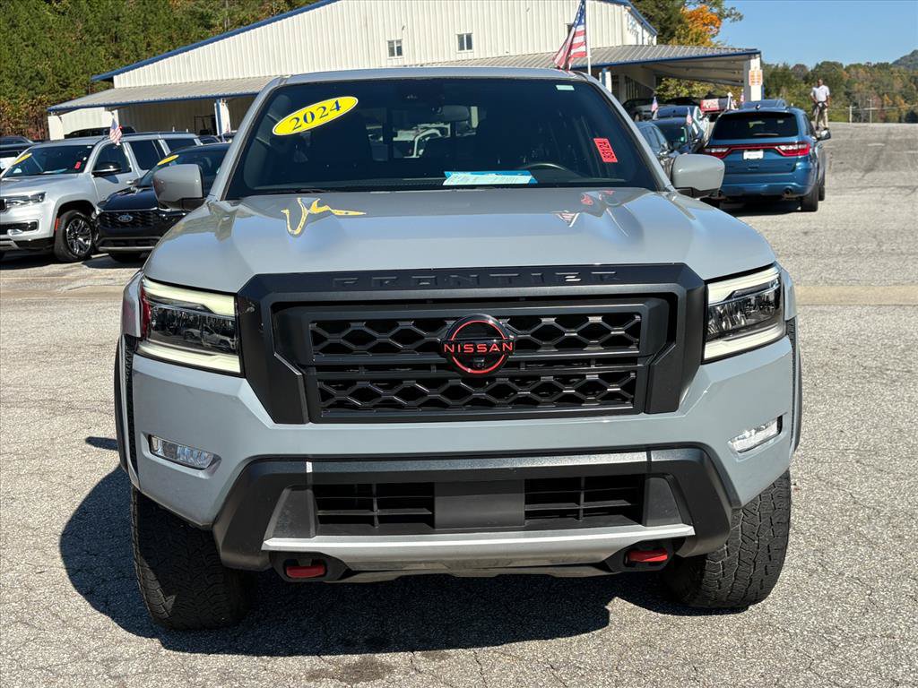 Used 2024 Nissan Frontier PRO-4X w/ Pro Convenience Package AWD/4WD image 2