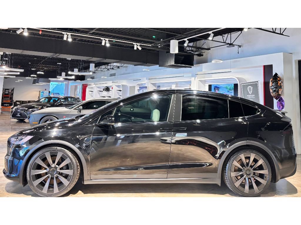 Used 2022 Tesla Model X Plaid AWD/4WD image 8