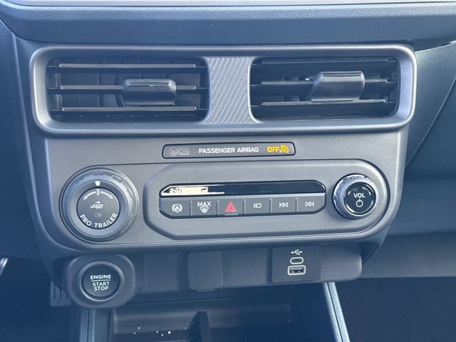 New 2026 Ford Maverick Lariat w/ Black Appearance Package AWD/4WD image 23