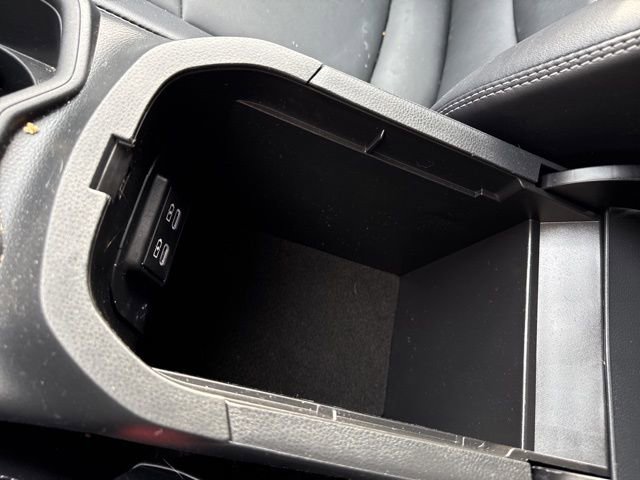 Used 2023 Toyota RAV4 XLE Premium image 19