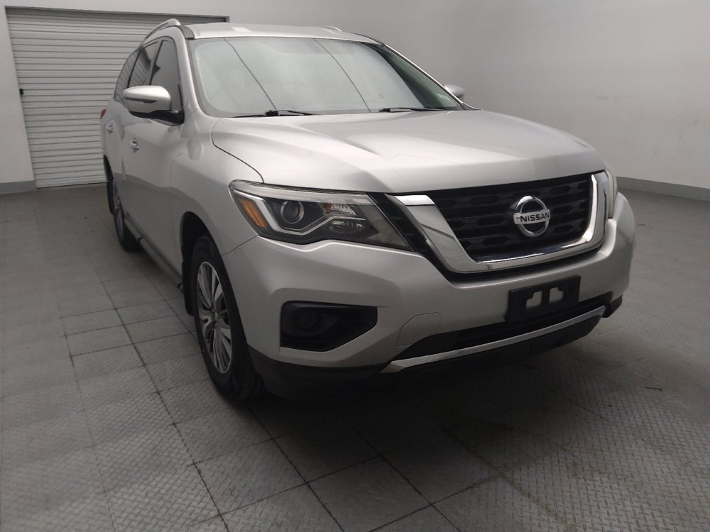 Used 2020 Nissan Pathfinder S FWD image 14