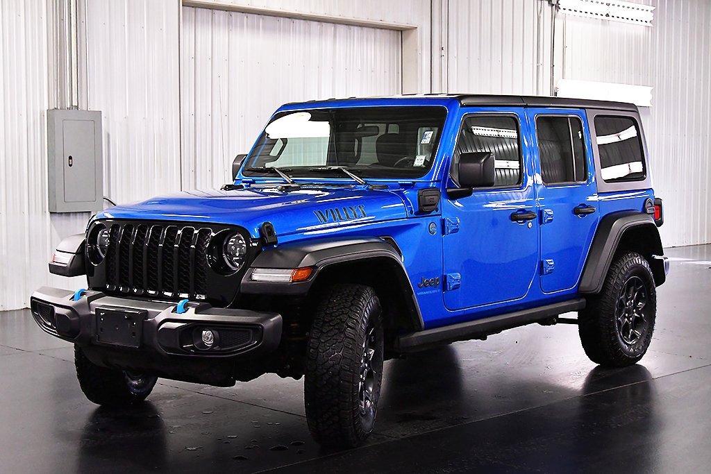 Used 2023 Jeep Wrangler Unlimited image 3