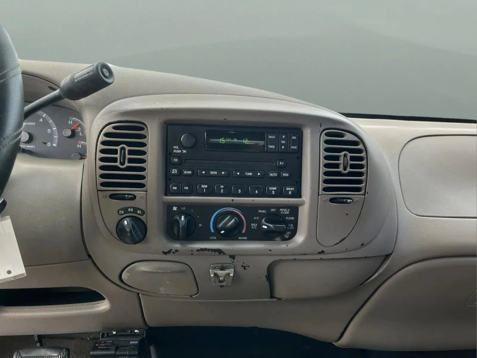 Used 2003 Ford F150 XLT AWD/4WD image 6