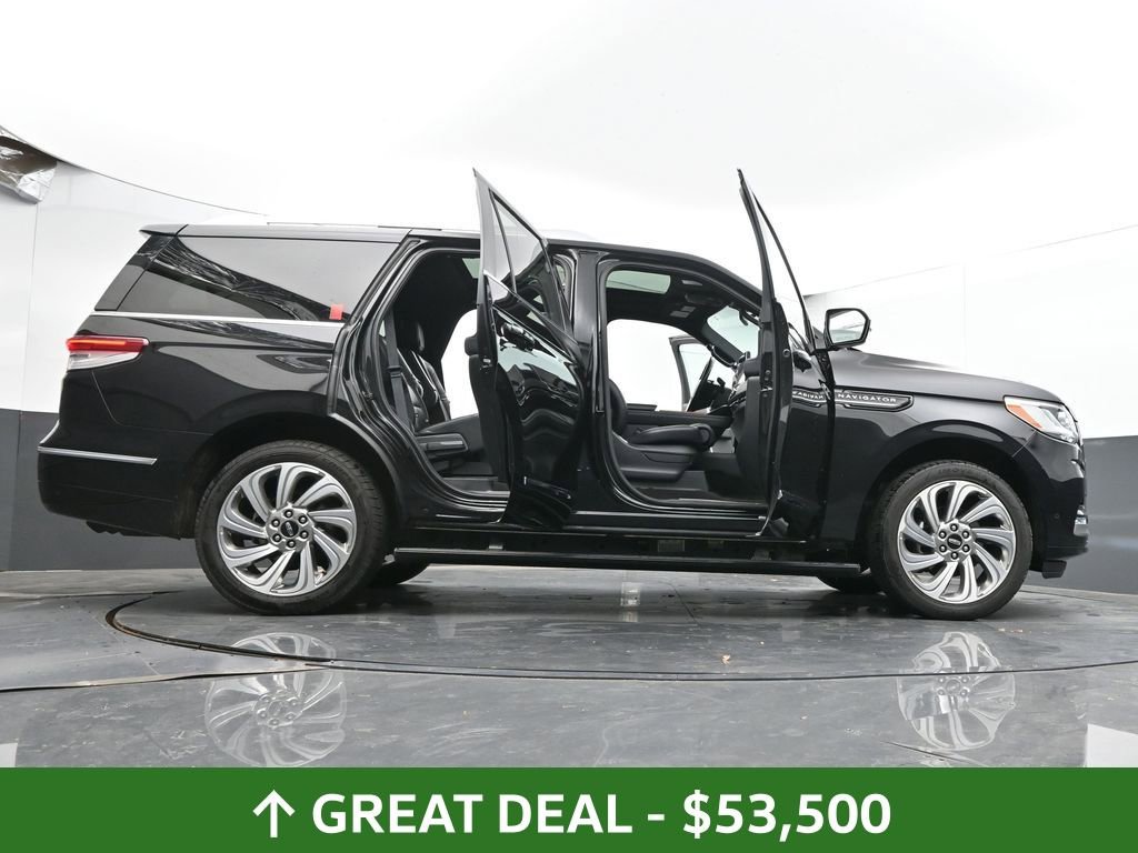 Used 2024 Lincoln Navigator Premiere image 76