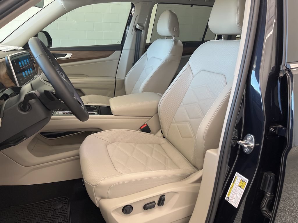New 2026 Volkswagen Atlas SE FWD image 14