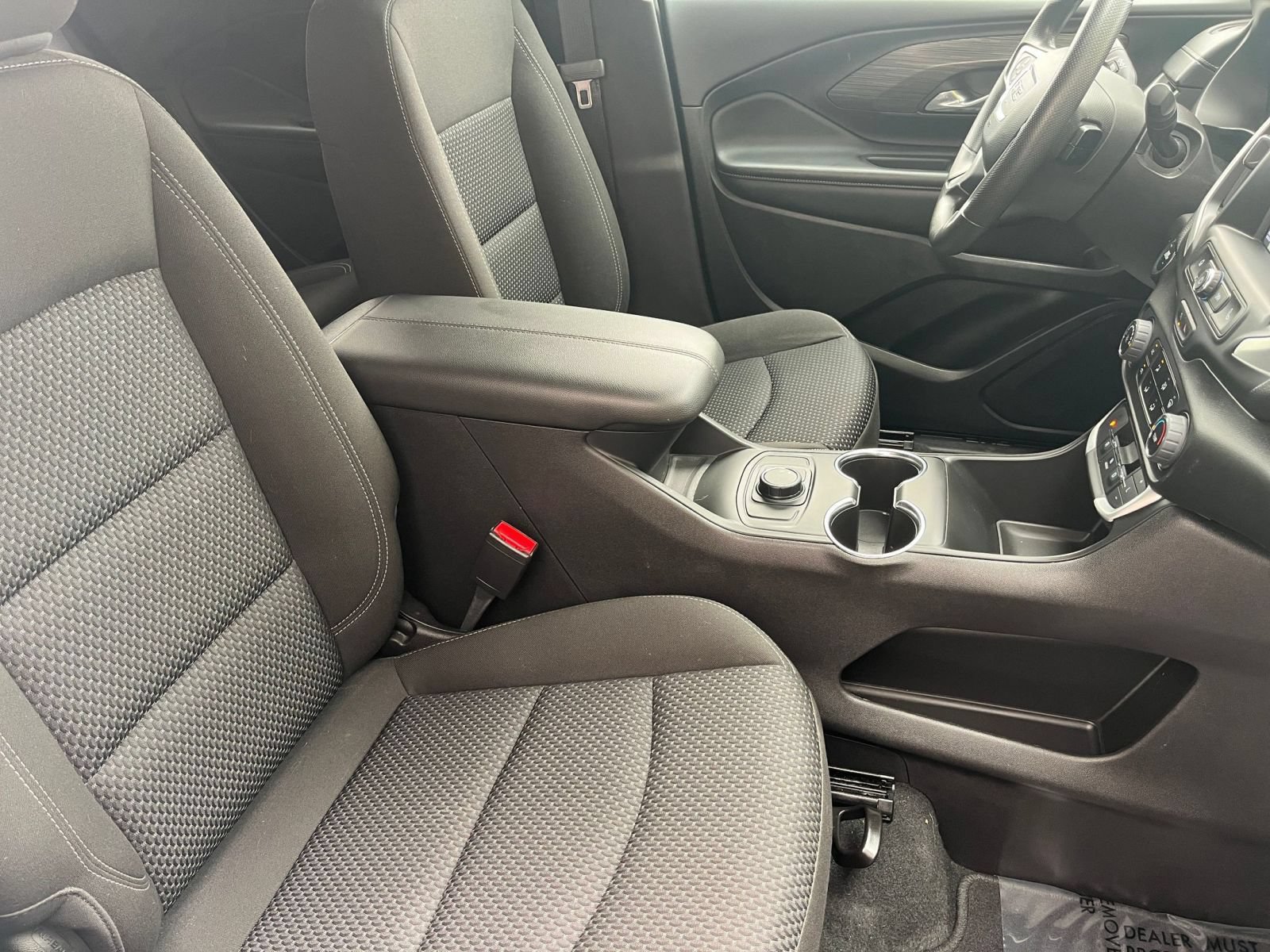 Used 2024 GMC Terrain SLE FWD image 41