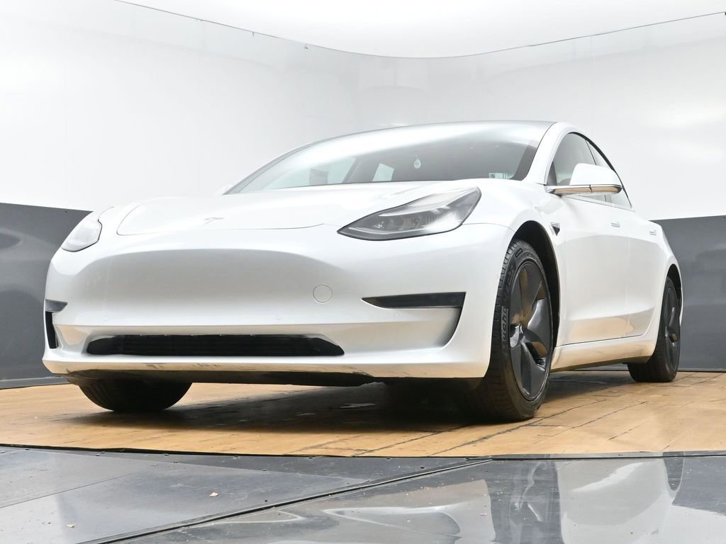 Used 2020 Tesla Model 3 Standard Range RWD image 53