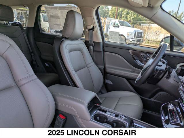 New 2025 Lincoln Corsair Reserve image 14