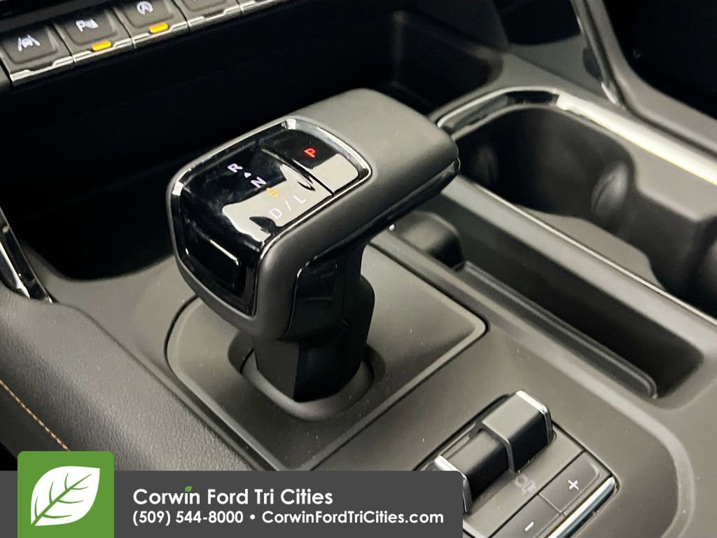 Used 2023 GMC Sierra 1500 AT4 image 10