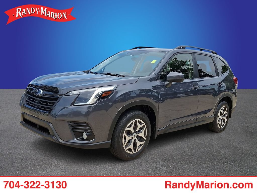 Used 2023 Subaru Forester Premium AWD/4WD image 1